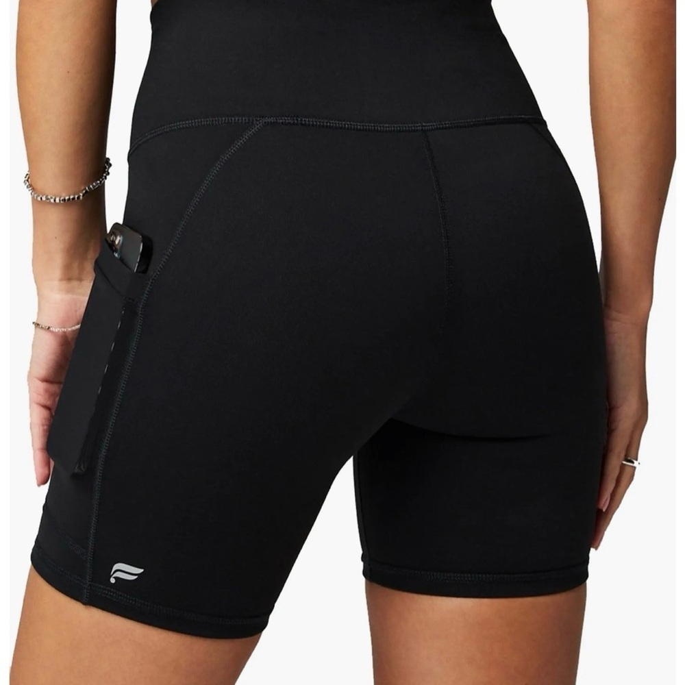 Fabletics Women's Black PowerHold 6” High Waisted Shorts Size Small Like New - Picture 2 of 6